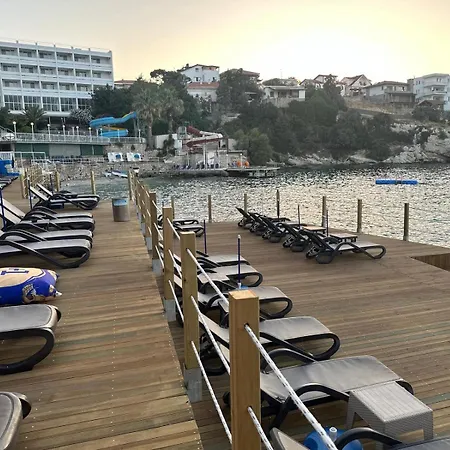 Hotel Grand Avci 4*