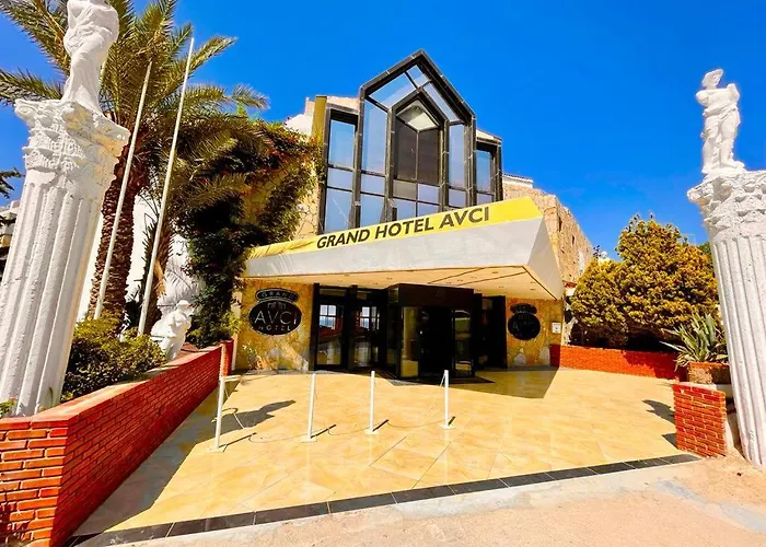 Grand Avci Otel Karaburun (Izmir)