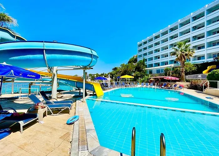 Otel Grand Avci Karaburun (Izmir)